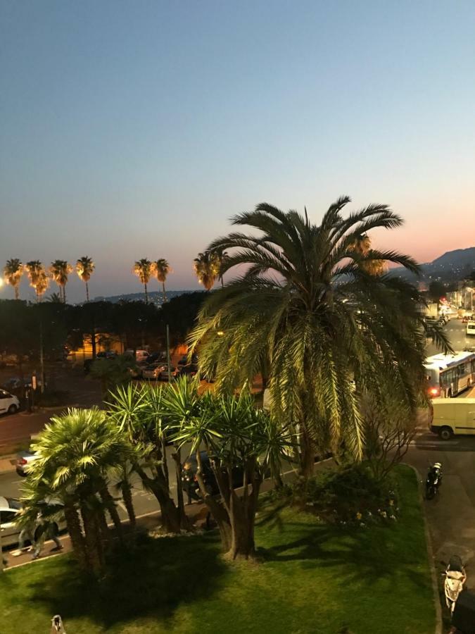 Apartmán Le Petit Bateau Menton Exteriér fotografie